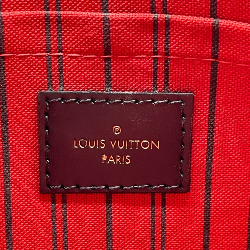 Louis Vuitton World Tour Stickers Neverfull Pochette Clutch Wristlet Pouch Rare - Picture 9 of 12